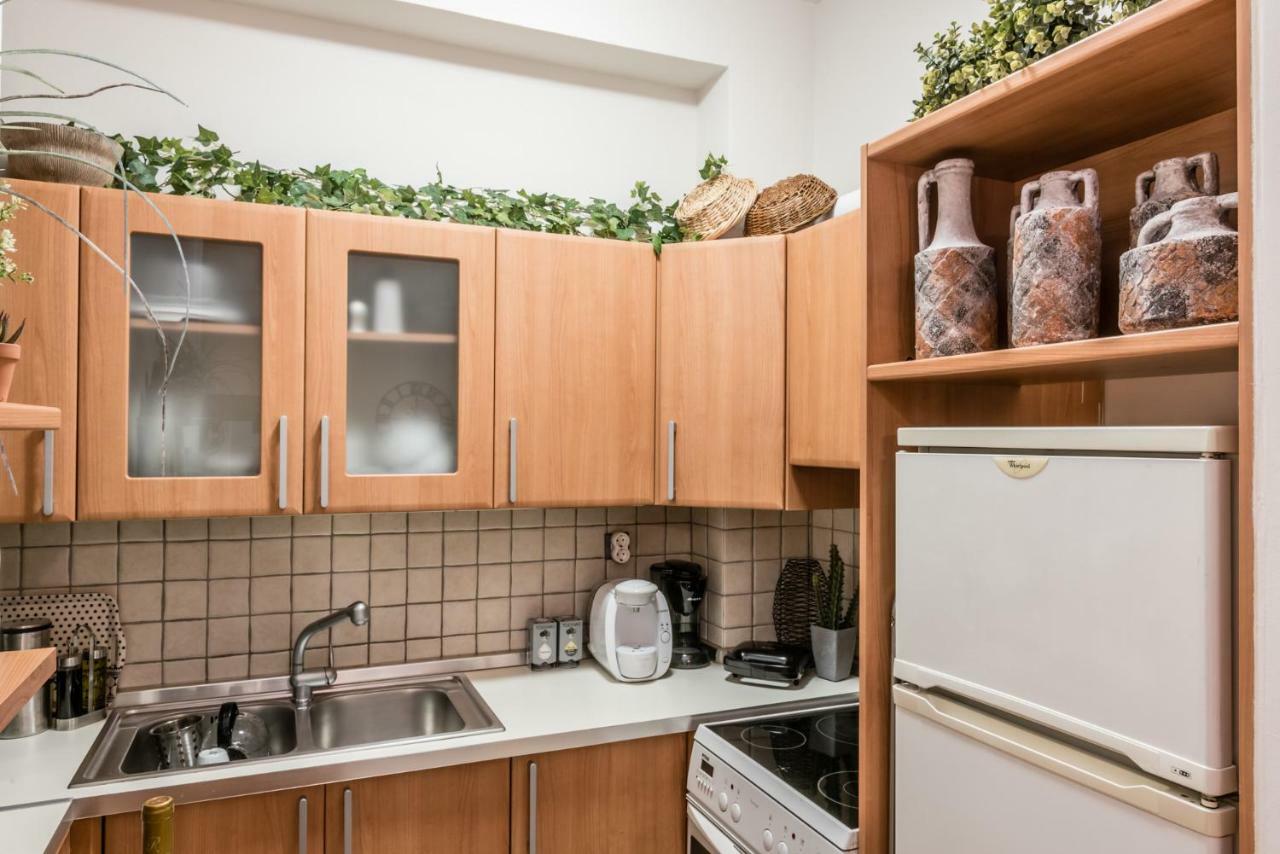 Acropolis, Urban Lifestyle Apartment Атина Екстериор снимка